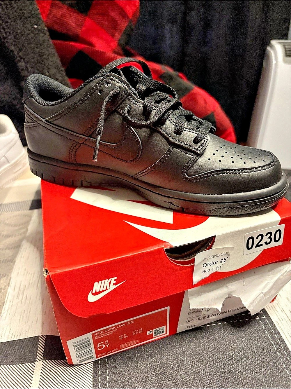 Nike Air Force 1 Black Sneakers US 5.5Y Like New